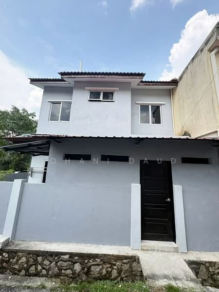 Rumah Teres 2 Tingkat untuk Disewa di Bandar Baru Bangi (Selangor) - Rohani Daud - Exterior - PropertyGuru.com.my