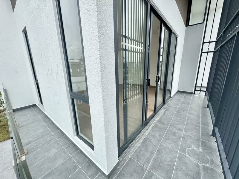 Semi-Detached House for Sale in Cheras (Selangor) - Eldon Chong - Balcony - PropertyGuru.com.my