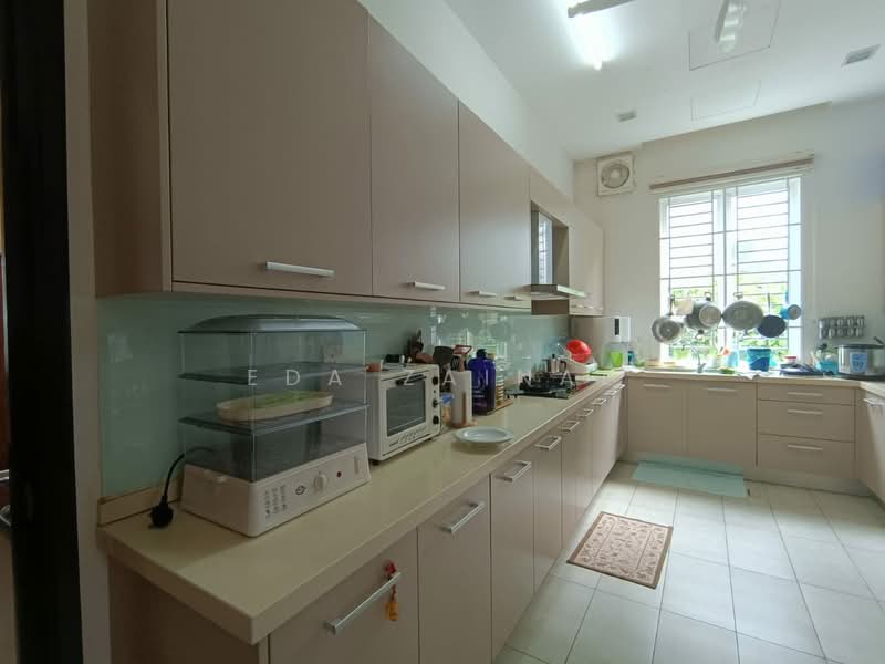 Rumah Banglo untuk Dijual di Ampang (Selangor) - Eda Zainal - Kitchen - PropertyGuru.com.my
