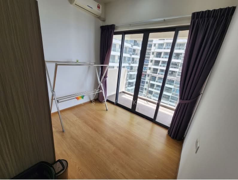Condominium for Rent at Bay Point @ Country Garden Danga Bay - Jessy Koh - Balcony - PropertyGuru.com.my