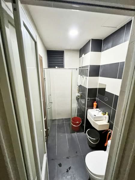 Servis Apartment untuk Dijual di D'Secret Garden (Pangsapuri Kempas Indah) - Daniel Yong - Bathroom - PropertyGuru.com.my