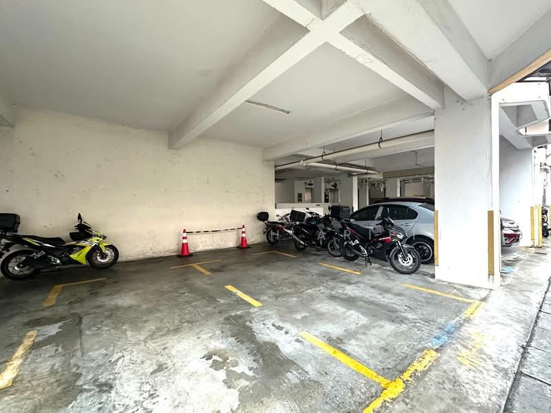 Apartment for Sale at Pandan Utama Apartment - Masnizah Arifin - Car Park - PropertyGuru.com.my