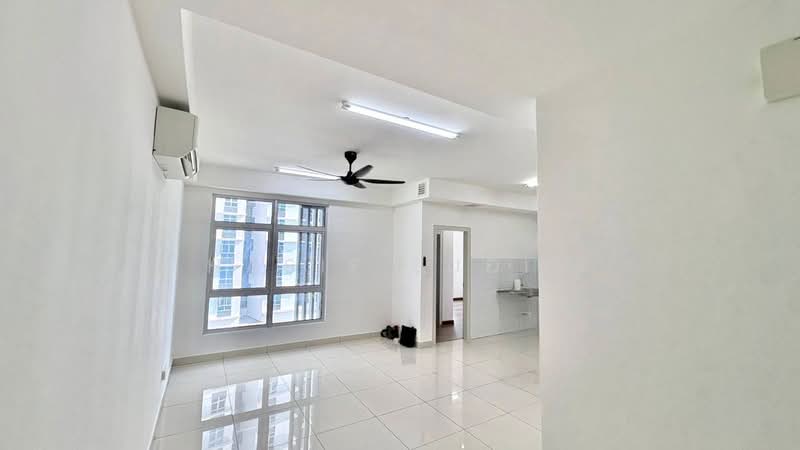 Servis Apartment untuk Disewa di MIRAI Residences - Hasif Ludin - Living Room - PropertyGuru.com.my