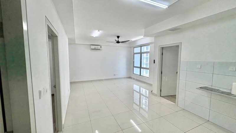 Servis Apartment untuk Disewa di MIRAI Residences - Hasif Ludin - Living Room - PropertyGuru.com.my