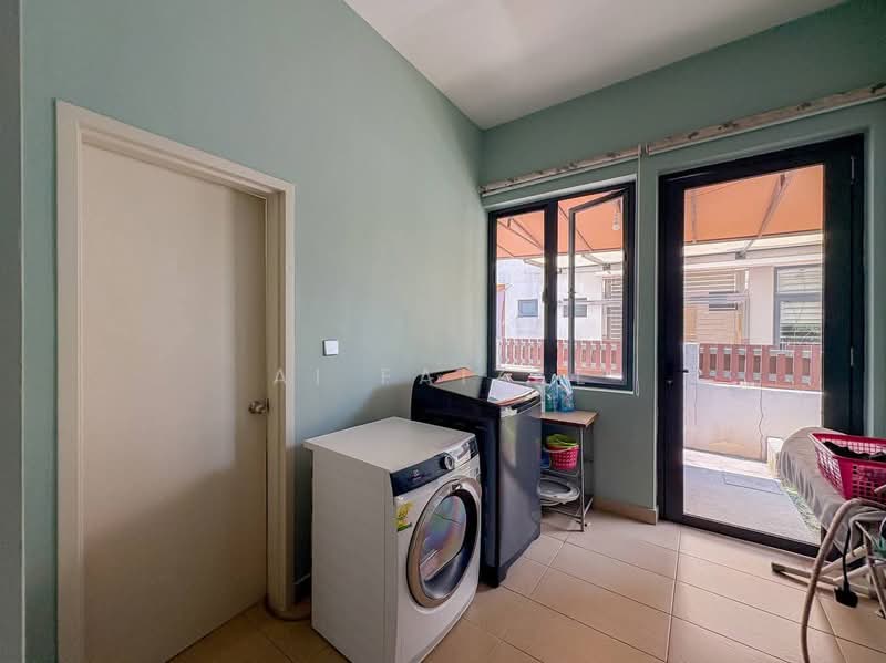 Semi-Detached House for Sale in Seri Kembangan (Selangor) - Ai Faizal - PropertyGuru.com.my