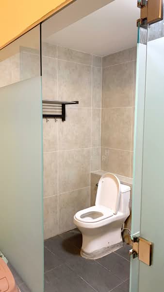 Servis Apartment untuk Dijual di Epic Residence - Satish Kumar - Bathroom - PropertyGuru.com.my