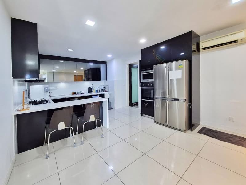Servis Apartment untuk Dijual di Setia SKY Residences - Khairul Syafiq - Kitchen - PropertyGuru.com.my