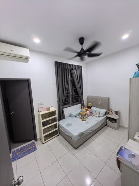 Rumah Teres 2 Tingkat untuk Dijual di Taman Nusa Idaman (Iskandar Puteri (Nusajaya)) - Liew Lih Yi - Bedroom - PropertyGuru.com.my