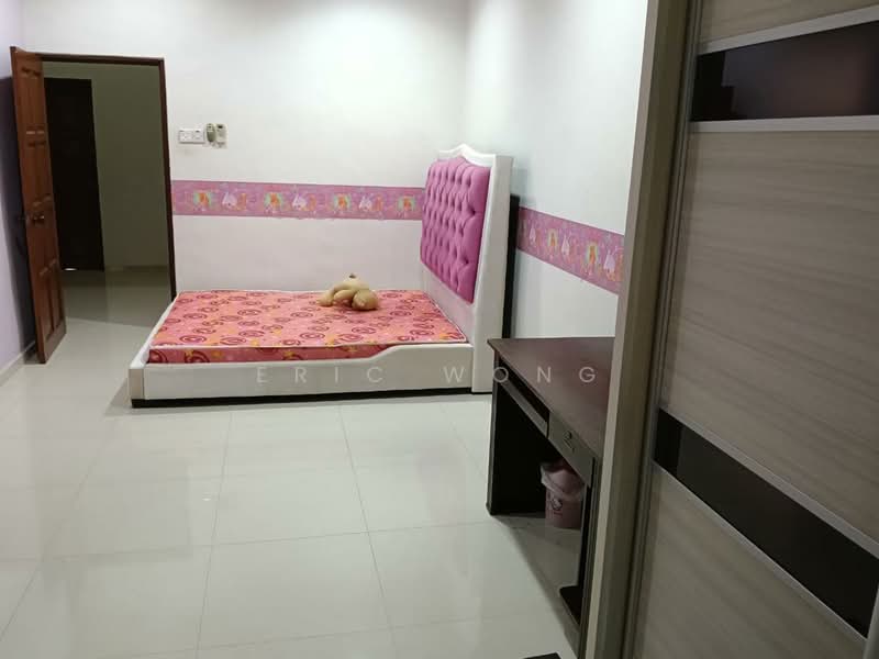 Rumah Teres 2 Tingkat untuk Disewa di Taman Sri Skudai (Skudai) - Eric Wong - Bedroom - PropertyGuru.com.my