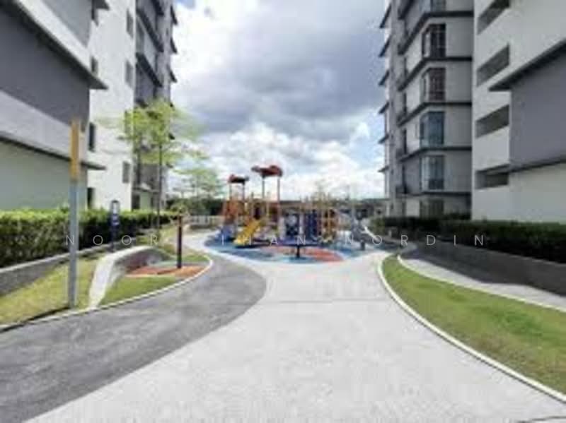 Condominium for Sale at LakeView Residency - Noor Zihan Nordin - Exterior - PropertyGuru.com.my