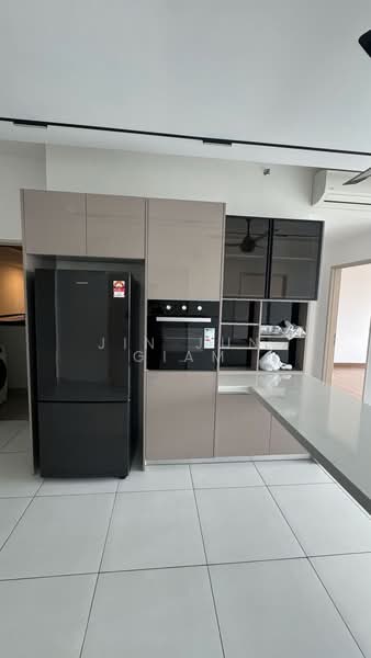 Servis Apartment untuk Disewa di The Tropika - Jin Jun Giam - Kitchen - PropertyGuru.com.my