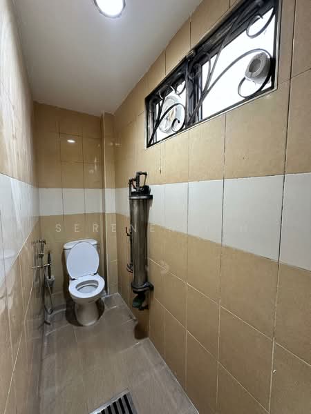 2-storey Terraced House for Rent in Island Glades (Jelutong) - SERENEN TEH - Bathroom - PropertyGuru.com.my