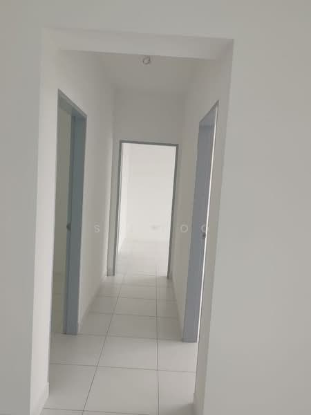 Kondominium untuk Dijual di The Terraces Condominium - S J Foo - Corridor - PropertyGuru.com.my