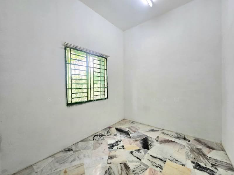 1-storey Terraced House for Sale in Shah Alam (Selangor) - Syamsul Ilham - PropertyGuru.com.my