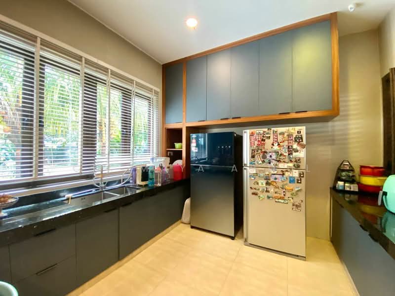 Bungalow for Sale in Ampang Jaya (Ampang) - Cik Maya Abdul - Kitchen - PropertyGuru.com.my