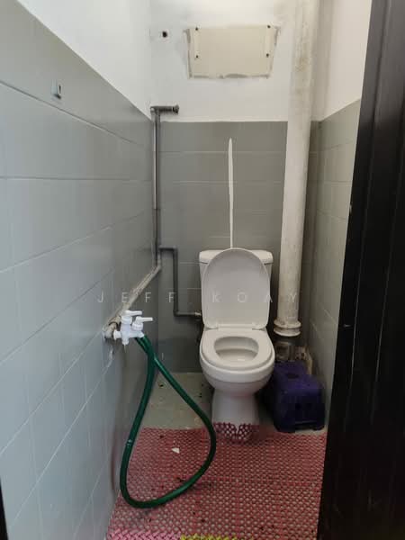 Terraced House for Rent in Taman Cegar (Simpang Ampat) - Jeff Koay - Bathroom - PropertyGuru.com.my