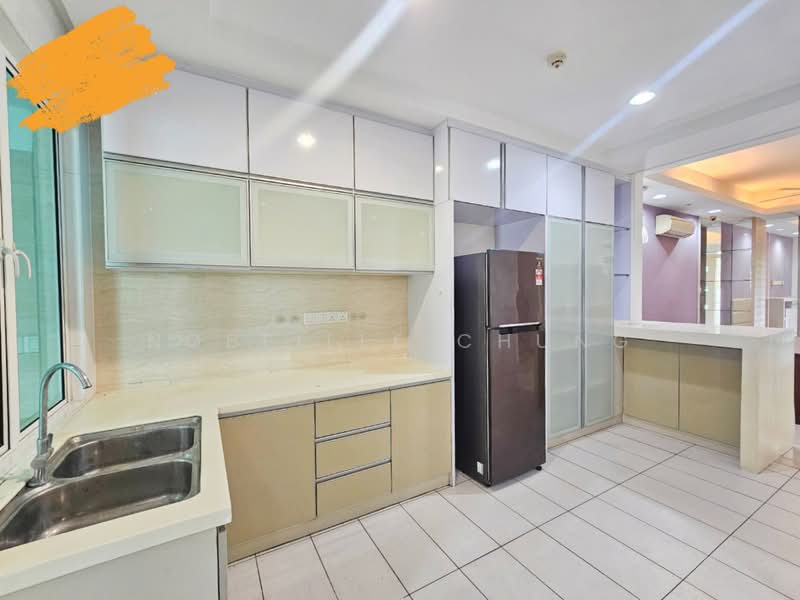 2.5-storey Terraced House for Sale in Putra Heights (Subang Jaya) - Nobeille Chung - Kitchen - PropertyGuru.com.my
