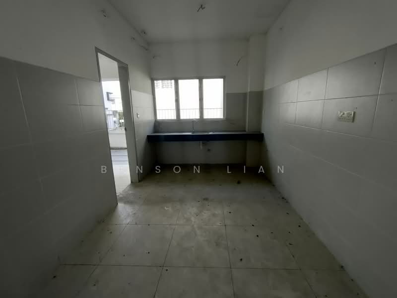 Rumah Berkembar untuk Dijual di Sungai Buloh (Selangor) - Benson Lian - Kitchen - PropertyGuru.com.my