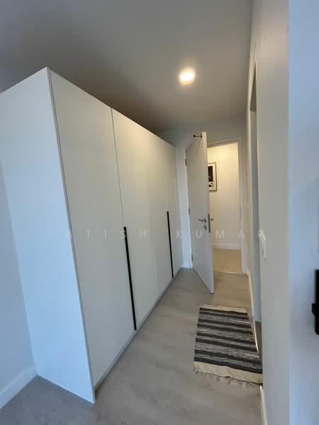 Servis Apartment untuk Dijual di Maya Ara Residences - Satish Kumar - Corridor - PropertyGuru.com.my