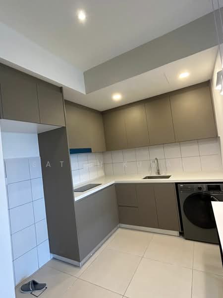 Servis Apartment untuk Dijual di Maya Ara Residences - Satish Kumar - Kitchen - PropertyGuru.com.my