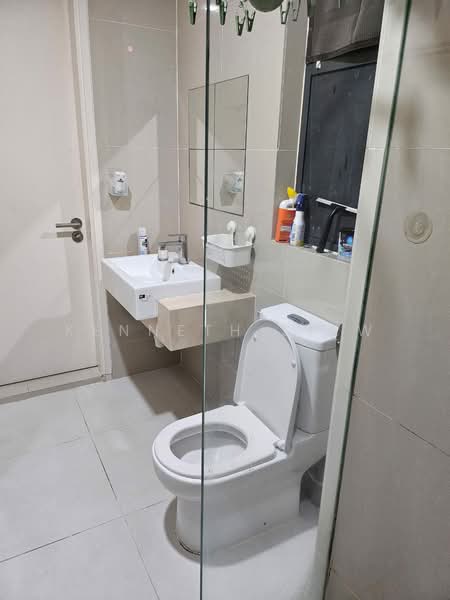 Service Residence for Rent at South View - Kenneth Siew - Bathroom - PropertyGuru.com.my