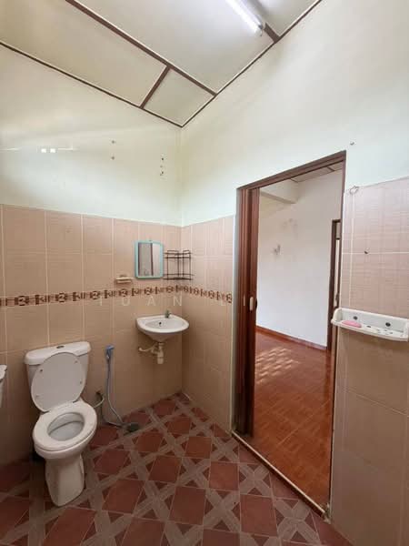 2-storey Terraced House for Sale in Skudai (Johor) - Tuan Ling - Bathroom - PropertyGuru.com.my