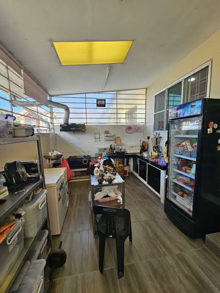 2.5-storey Terraced House for Sale in Kolombong (Kota Kinabalu) - Vui Onn Liaw - Kitchen - PropertyGuru.com.my