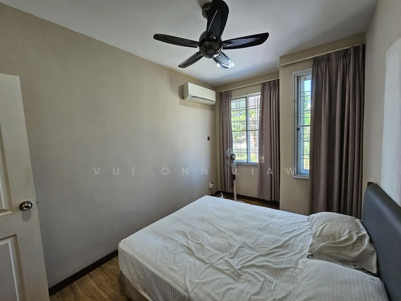 2.5-storey Terraced House for Sale in Kolombong (Kota Kinabalu) - Vui Onn Liaw - Bedroom - PropertyGuru.com.my