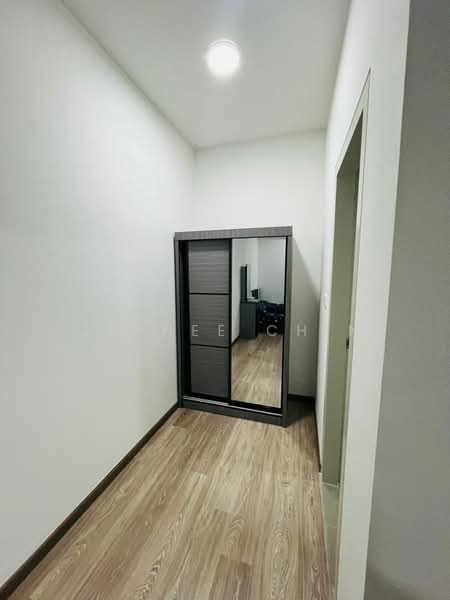 Servis Apartment untuk Disewa di MIRAI Residences - Jaynee Chin - Corridor - PropertyGuru.com.my
