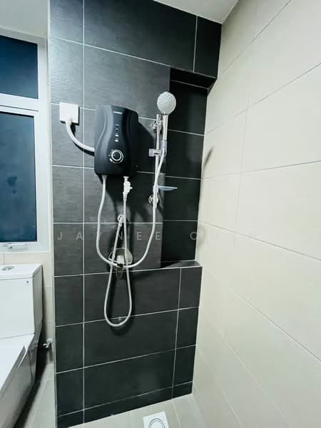 Servis Apartment untuk Disewa di MIRAI Residences - Jaynee Chin - Bathroom - PropertyGuru.com.my