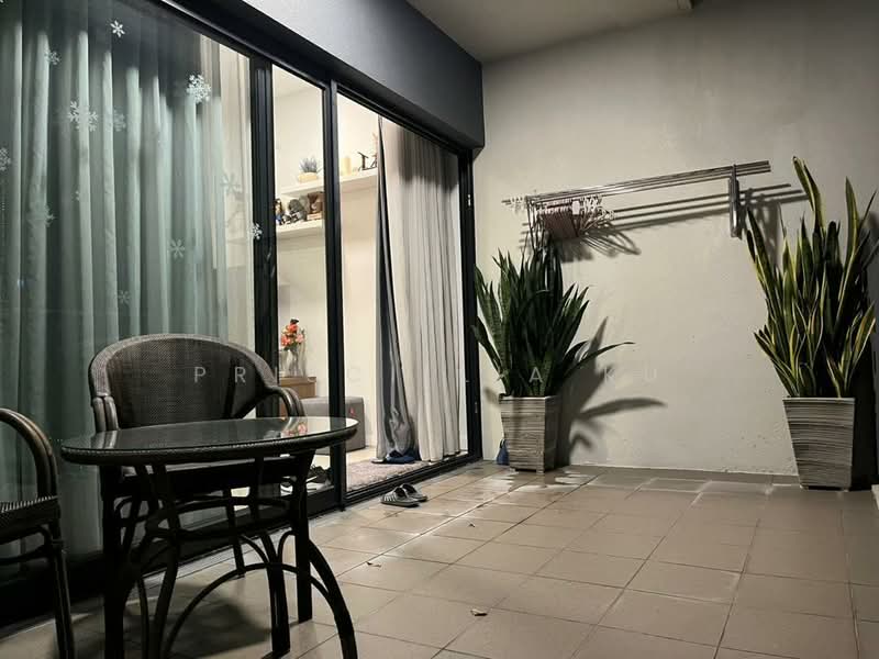 Kondominium untuk Dijual di Westside Three - Priscillia Ku - Balcony - PropertyGuru.com.my