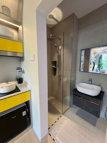 Service Residence for Sale at Majestic Gen Sphere - Lee Ling - Kitchen - PropertyGuru.com.my