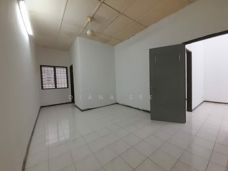 For Rent - Bandar Bukit Tinggi