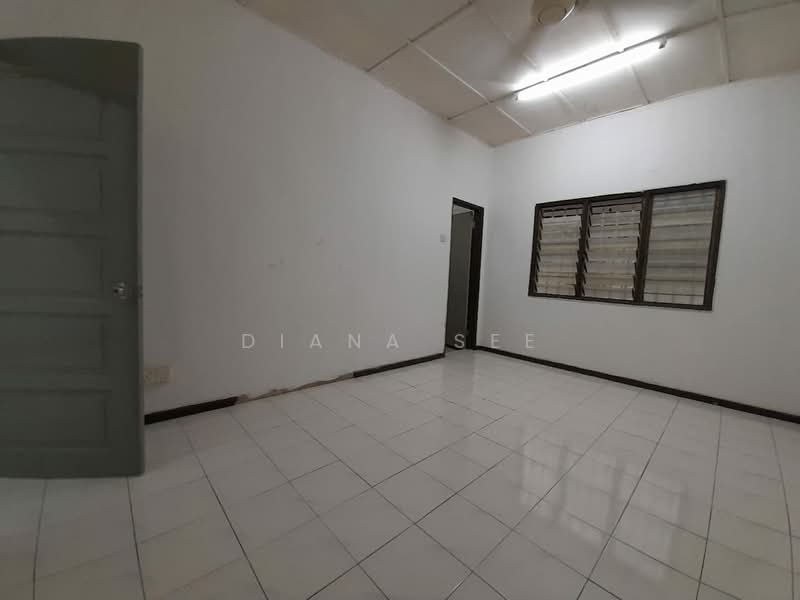 For Rent - Bandar Bukit Tinggi