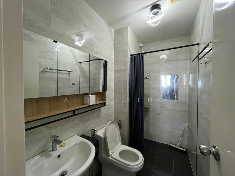 Kondominium untuk Dijual di SKS Pavillion Residences - Alden Heng - Bathroom - PropertyGuru.com.my