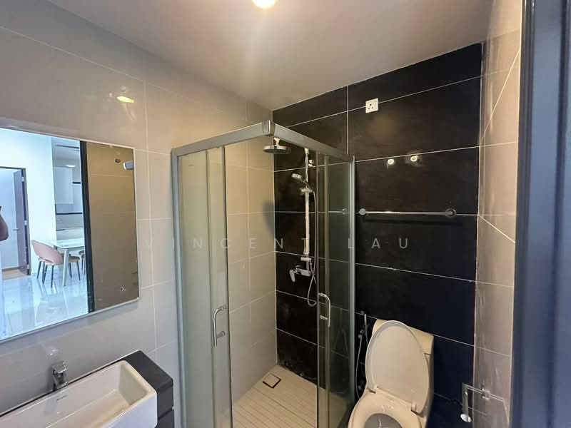 Kondominium untuk Disewa di Kings Bay @ Country Garden Danga Bay - Vincent Lau - Bathroom - PropertyGuru.com.my