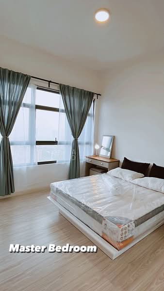 Kondominium untuk Disewa di Lakeville Residence - Travis Wong - Master Bedroom - PropertyGuru.com.my