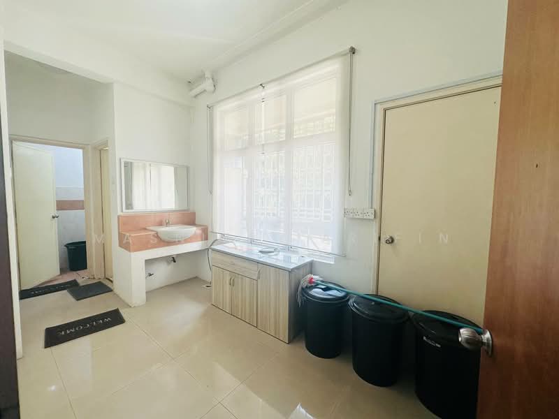 Office for Sale in Setiawangsa (Kuala Lumpur) - Masnizah Arifin - Bathroom - PropertyGuru.com.my