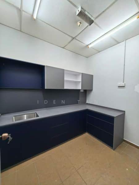 Semi-D Factory for Rent in Taman Impian Emas (Skudai) - Iden Tan - Kitchen - PropertyGuru.com.my