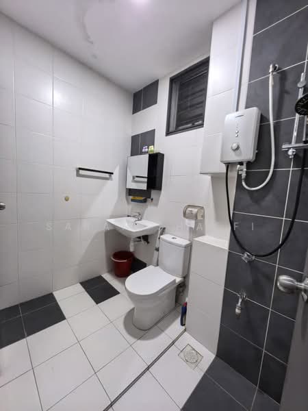 Rumah Teres 2 Tingkat untuk Dijual di Taman Nusa Idaman (Iskandar Puteri (Nusajaya)) - Sarah Shaffi - Bathroom - PropertyGuru.com.my