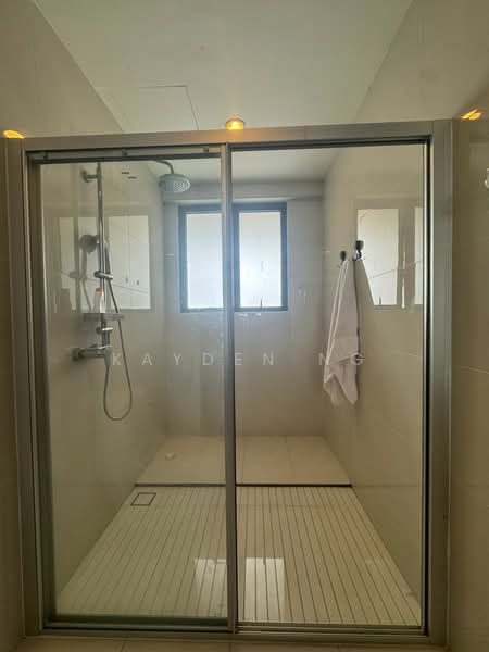 Condominium for Rent at Royal Strand @ Country Garden Danga Bay - Kayden Ng - Bathroom - PropertyGuru.com.my