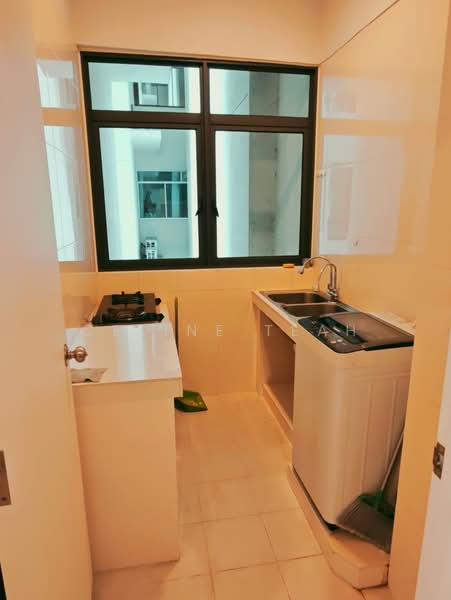 Kondominium untuk Disewa di The Peak Vista - Celine Teah - Kitchen - PropertyGuru.com.my