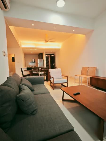 Kondominium untuk Disewa di The Peak Vista - Celine Teah - Living Room - PropertyGuru.com.my
