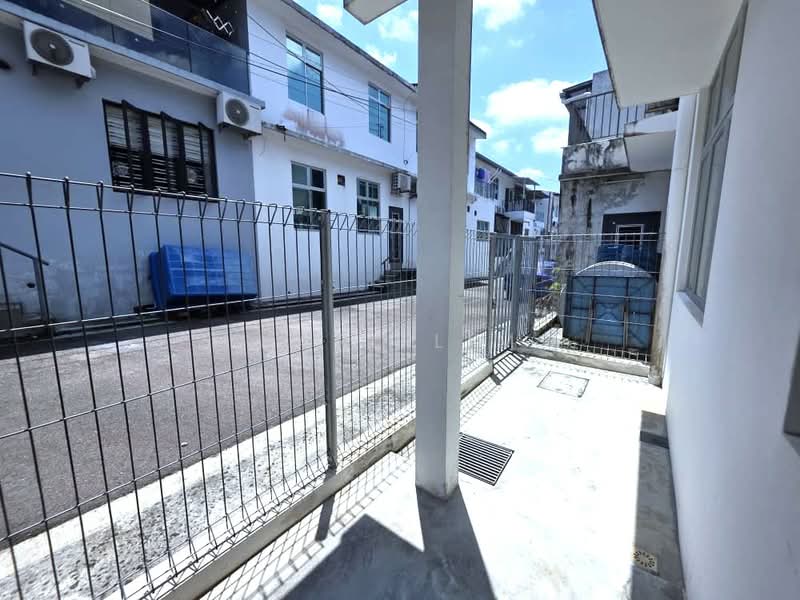 Rumah Teres 2 Tingkat untuk Dijual di Taman Mutiara Rini (Skudai) - Karl Lim - Exterior - PropertyGuru.com.my