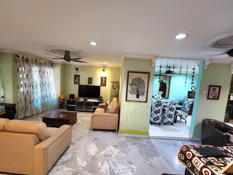 2-storey Terraced House for Sale in Usj 19 (Subang Jaya) - Aziz Abdullah - Living Room - PropertyGuru.com.my