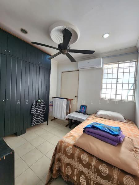 2-storey Terraced House for Sale in Usj 19 (Subang Jaya) - Aziz Abdullah - Bedroom - PropertyGuru.com.my