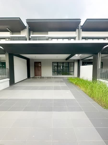 2-storey Terraced House for Sale in Sungai Buloh (Selangor) - Yeong Wan Chi - Exterior - PropertyGuru.com.my
