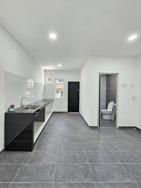 2-storey Terraced House for Sale in Taman Puteri Wangsa (Ulu Tiram) - Carine Wong - Kitchen - PropertyGuru.com.my