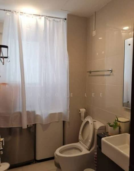 Condominium for Rent at Amberside @ Country Garden Danga Bay - Maggie Lee - Bathroom - PropertyGuru.com.my