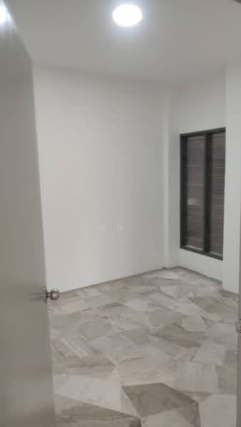 Pangsapuri untuk Disewa di Sri Anggerik 2 - Han . - Interior - PropertyGuru.com.my